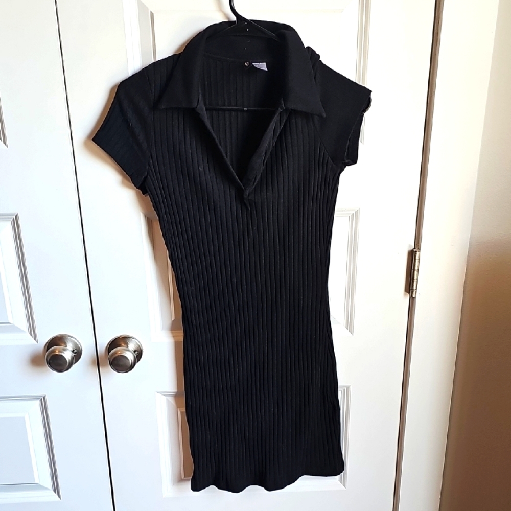 Divided Elegant Black Ribbed Dress In Women's Size M EUC